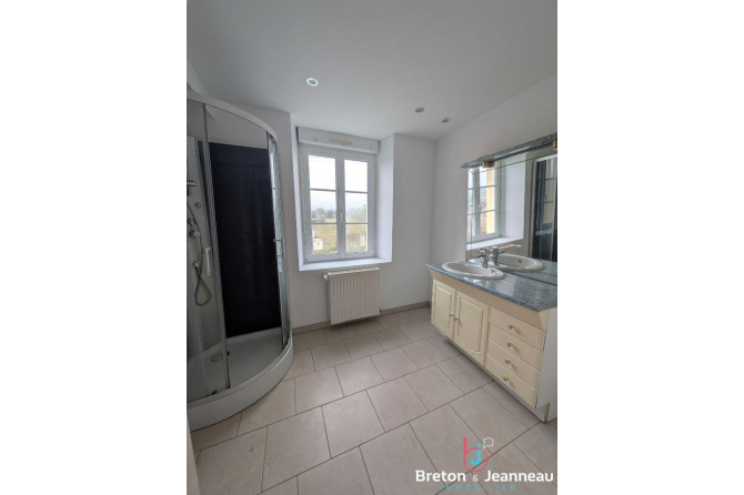 Maison de BOURG 161 m²