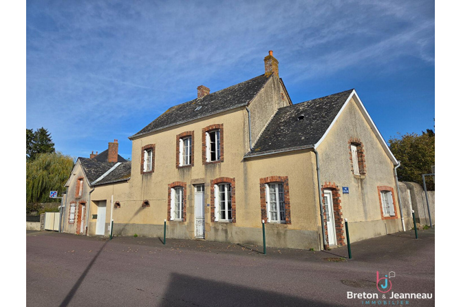 Maison à Saint Christophe du Luat
