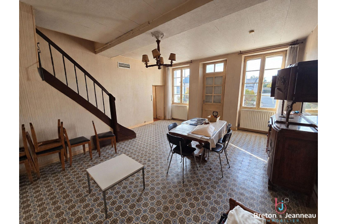 Maison à Saint Christophe du Luat