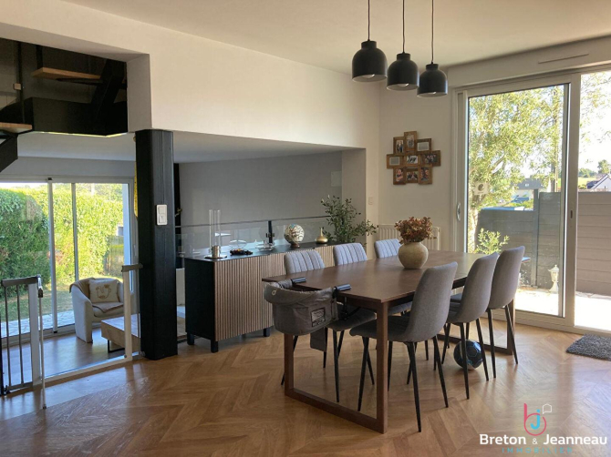 Maison 6 pièces 120 m² · à Ahuillé · 120 m² · 231 400 €