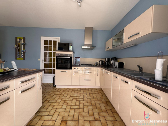Maison 5 pièces 132 m² · à Courbeveille · 132 m² · 231 400 €