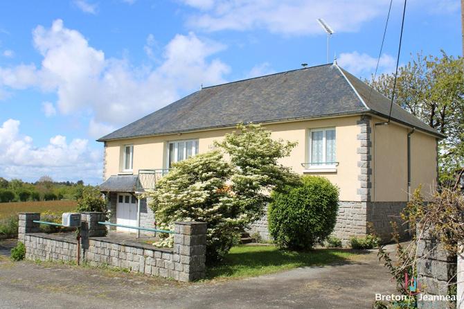 Maison en campagne sur 1 ha 06 à Vautorte sans voisin
