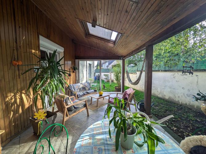 Maison de ville secteur Evron