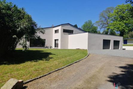 Contemporaine EXCEPTIONNELLE  de 249 m² à Louvigné du Désert