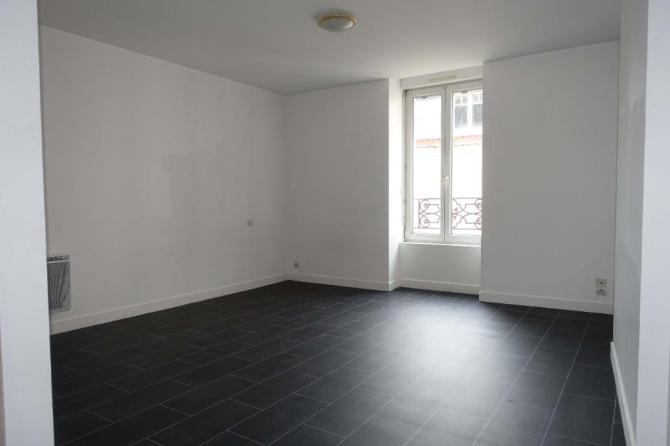 STUDIO à MAYENNE