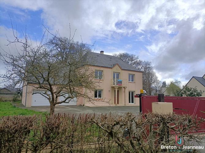Maison 5 chambres à Changé