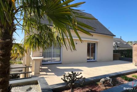 Maison à Montigné le Brillant