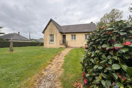 Maison à Saint-Denis-de-Gastines