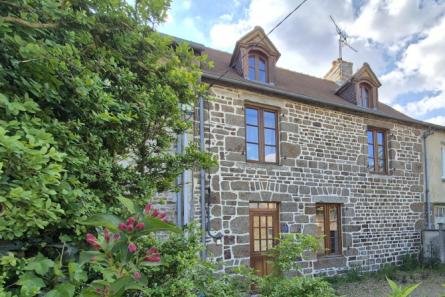 Superbe propriété avec plan d'eau secteur Lassay les Châteaux