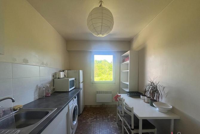 Appartement T1 avec parking  - Laval -  Rive droite
