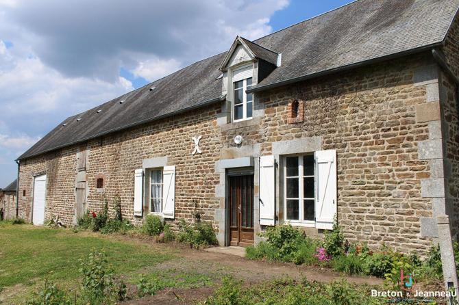 Longère sur 3 ha à La Dorée