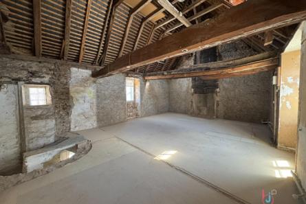 Maison à rénover à Château-Gontier-sur-Mayenne