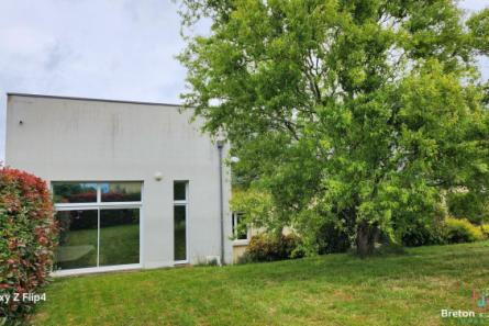 Spacieuse maison familiale à 15 min de Laval