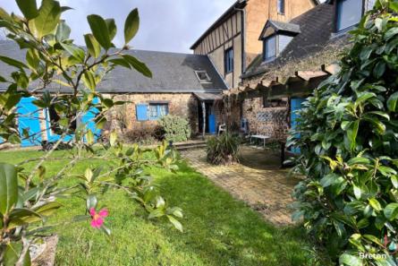 Maison de charme de plus de 170 m² Le Gesnest St Isle