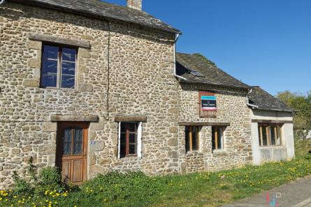 Maison à St Thomas de Courceriers
