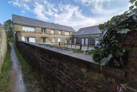 Immeuble à Lassay Les Chateaux