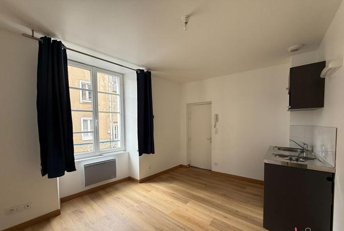 Studio - Laval - Centre Ville Rive Gauche