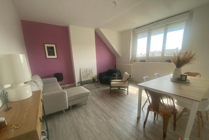 APPARTEMENT  T3 BIS - FOUGERES CENTRE VILLE