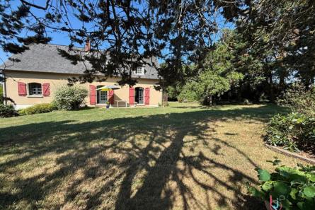 Maison à Bierne Les Villages