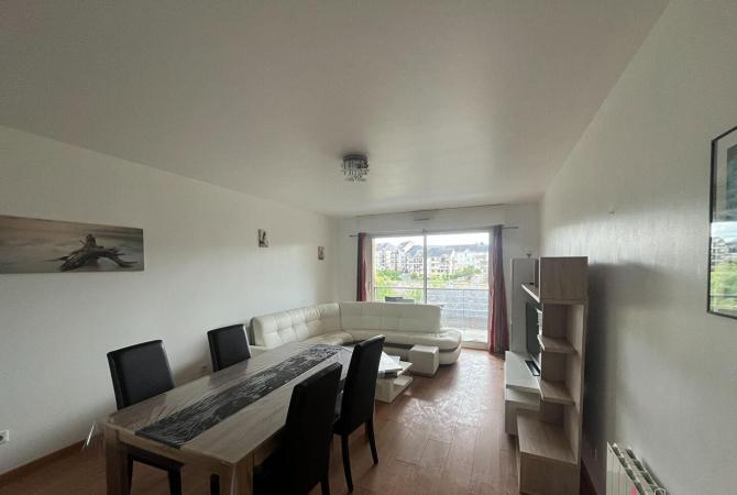 Appartement T3 Meublé - LAVAL - Proche centre Ville