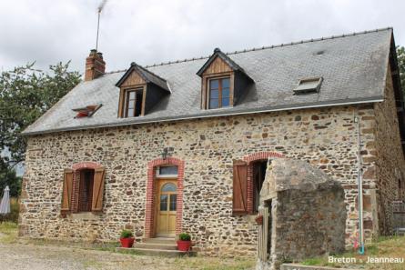 Fermette sur 1ha 75 à Chailland