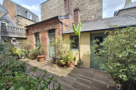 Maison avec local à La Ferté Macé
