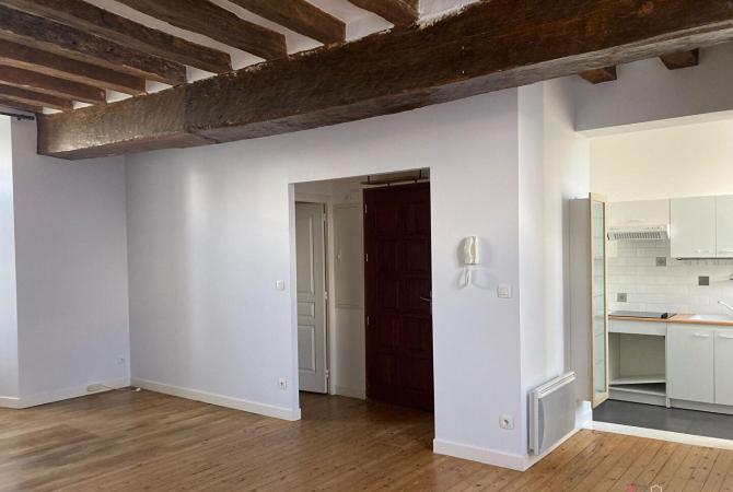 Appartement T3 - LE GENEST ST ISLE