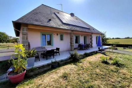Maison sur près d'un hectare secteur Meslay-Du-Maine