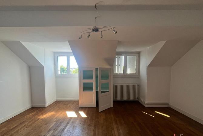 Appartement T3 - LAVAL - Centre ville Rive Gauche