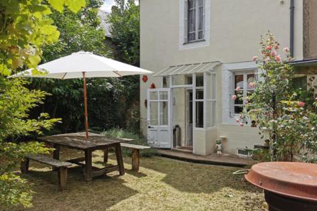 Ensemble Immobilier à Bais