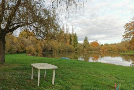 Etang - Carpodrome à Bais