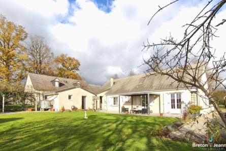 Immeuble à rénover - Proximité MAYENNE