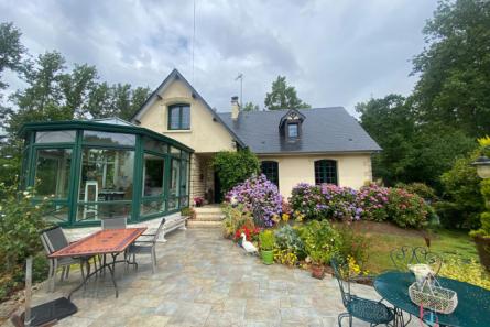 Propriété d'exception sur 1 ha 14 secteur Evron