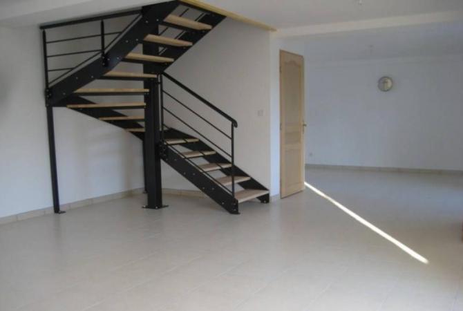 Maison 2 chambres - LAUNAY VILLIERS