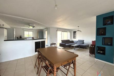 Maison d'architecte à l'Huisserie