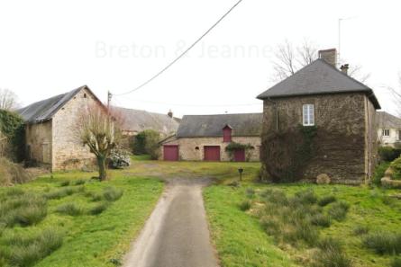 Corps de ferme proche de Villaines la Juhel