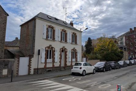 Maison de ville à Laval