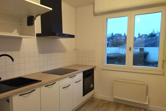 APPARTEMENT F3 à MAYENNE