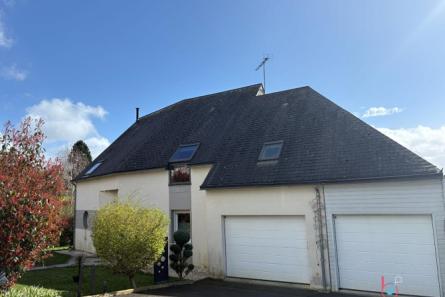 Maison à Saint-Denis-de-Gastines