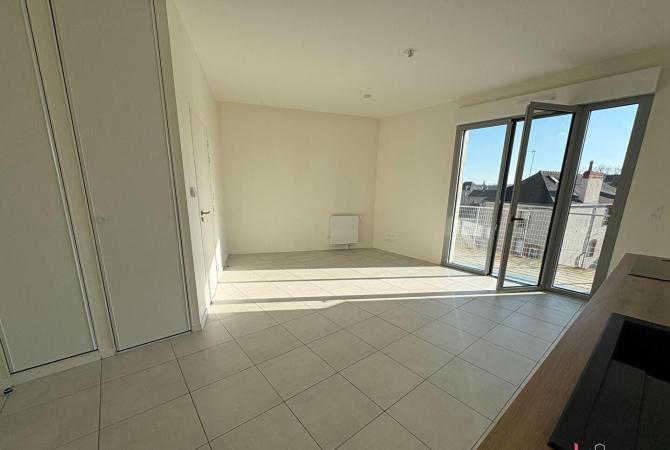 Appartement T1 avec parking - Laval - Secteur Hilard