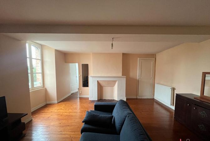 Appartement T2 meublé - LAVAL - Quartier Bel-Air