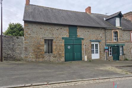 Maison en pierres à Lassay les Châteaux