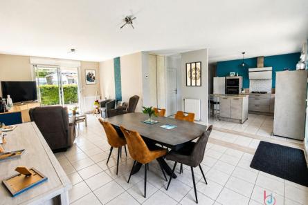 Maison en impasse à Saint-Berthevin