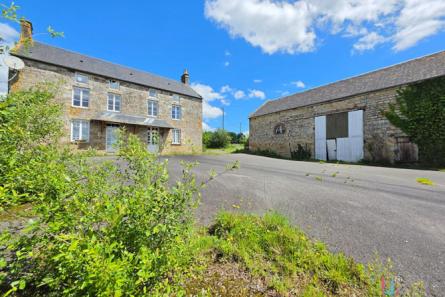 Ferme sur 38 Hectares à Domfront