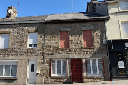 Maison en pierres à Gorron