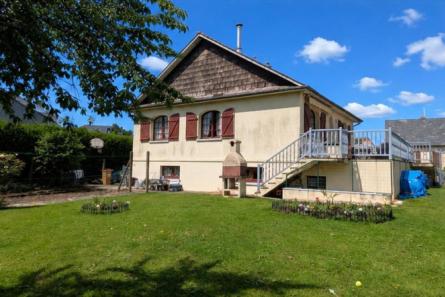 Pavillon sur sous-sol à Marcillé-la-Ville