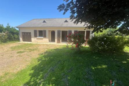 Maison à Meslay du Maine