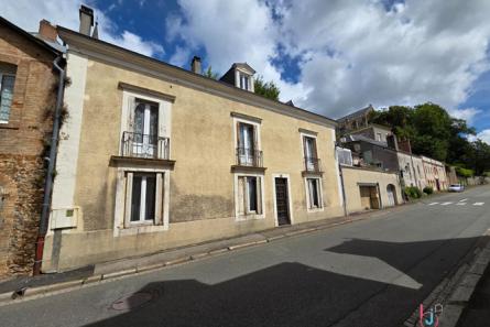 Maison de ville à Sillé le Guillaume