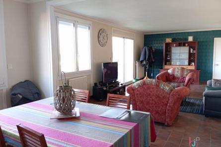 Superbe propriété avec plan d'eau secteur Lassay les Châteaux