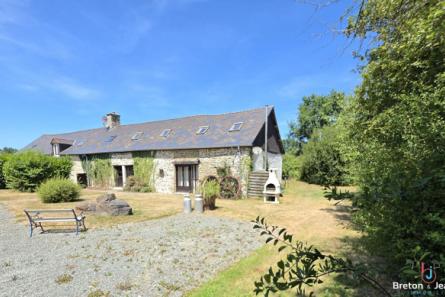 Ensemble de 4 Habitations secteur Javron les Chapelles